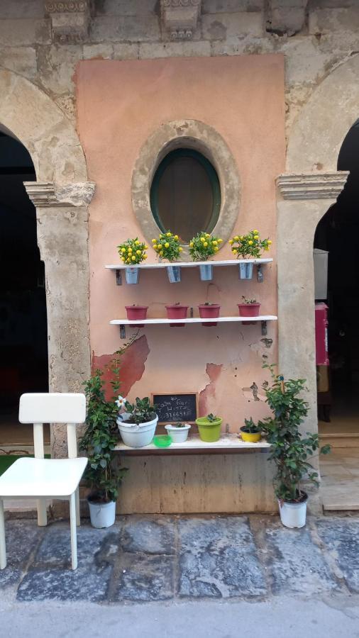 Casa Dei Fiori Auberge de jeunesse Syracuse